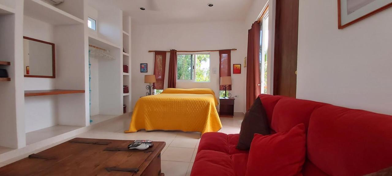 Villa Mini Pini Bird Watching And Cenote Loft